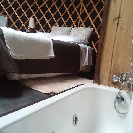 Vale Do Rossim Eco Otel *