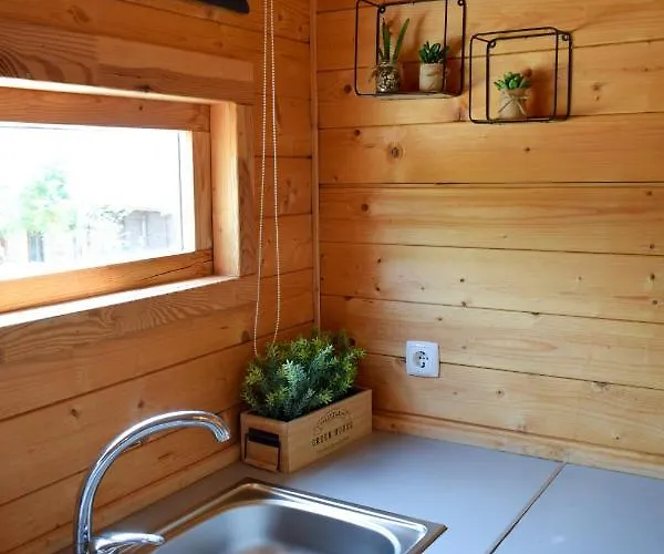 Vale Do Rossim Eco Hotel *